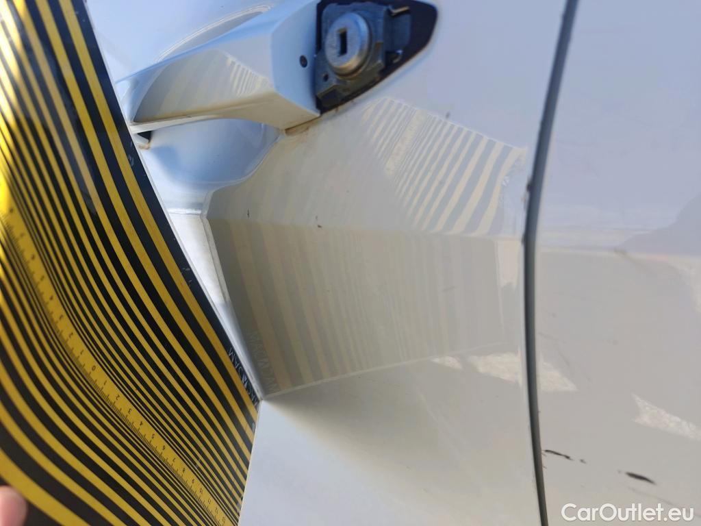  KIA  Sportage KIA  / 2022 / 5P / todoterreno 1.6 T-GDi 110kW (150CV) Concept 4x2 #12