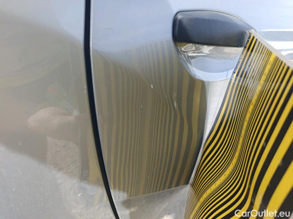  Dacia  Lodgy DACIA  / 2012 / 5P / monovolumen compacto Comfort Blue dCi 70kW (95CV) 5Pl - 18 #62