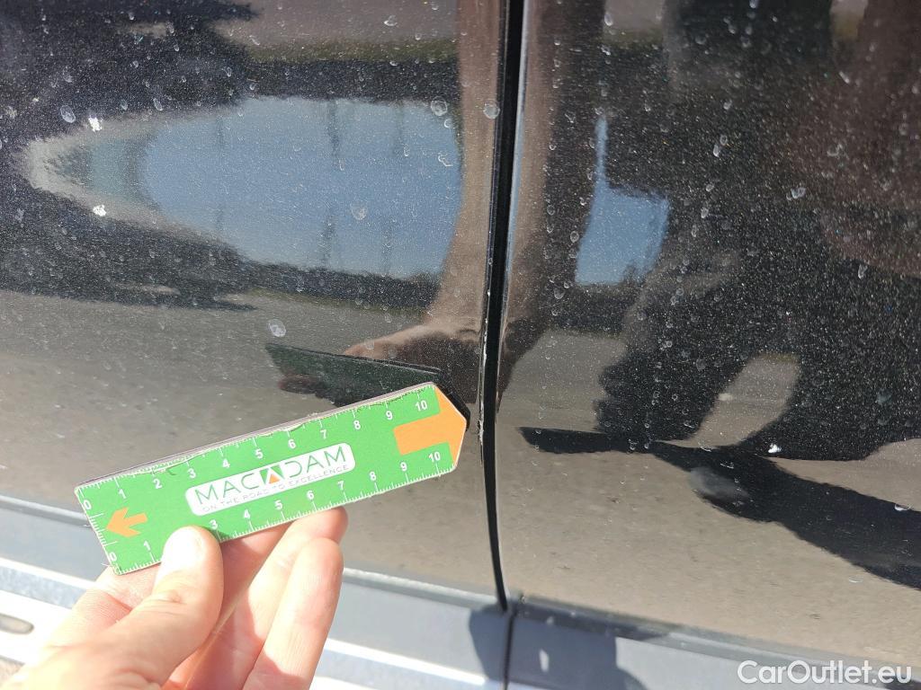  KIA  Sorento KIA  / 2020 / 5P / todoterreno 2.2 CRDi Emotion DCT 4x4 7pl (P.Luxury) #11