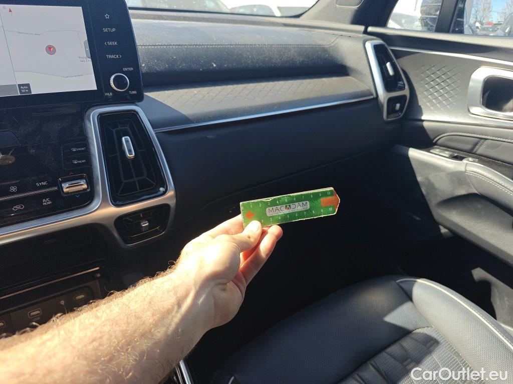  KIA  Sorento KIA  / 2020 / 5P / todoterreno 2.2 CRDi Emotion DCT 4x4 7pl (P.Luxury) #22