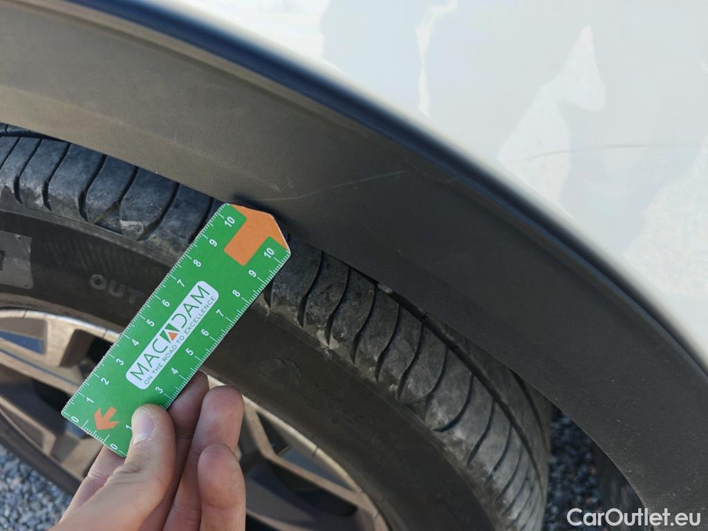  KIA  Sportage KIA  / 2022 / 5P / todoterreno 1.6 T-GDi 110kW (150CV) Concept 4x2 #60