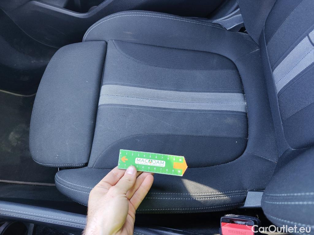  Bmw  X2 BMW  sDrive18i (CX3) #22