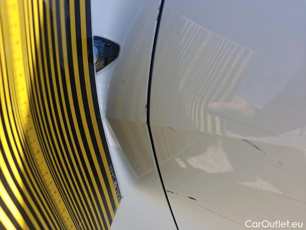  KIA  Sportage KIA  / 2022 / 5P / todoterreno 1.6 T-GDi 110kW (150CV) Concept 4x2 #13