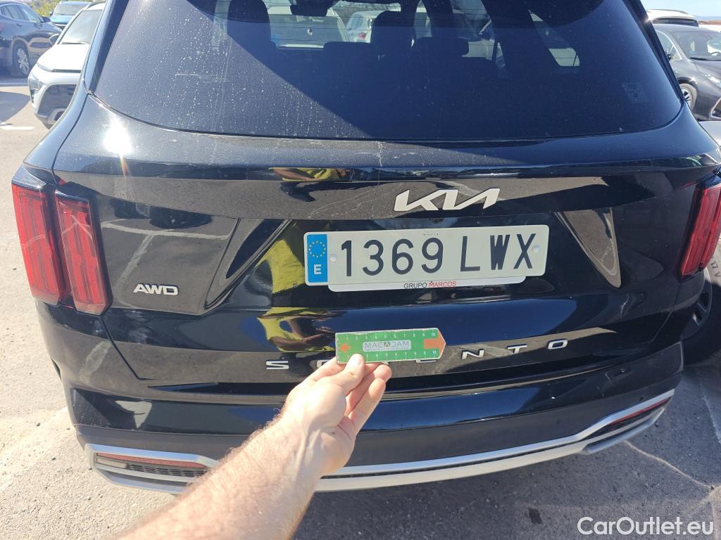  KIA  Sorento KIA  / 2020 / 5P / todoterreno 2.2 CRDi Emotion DCT 4x4 7pl (P.Luxury) #32