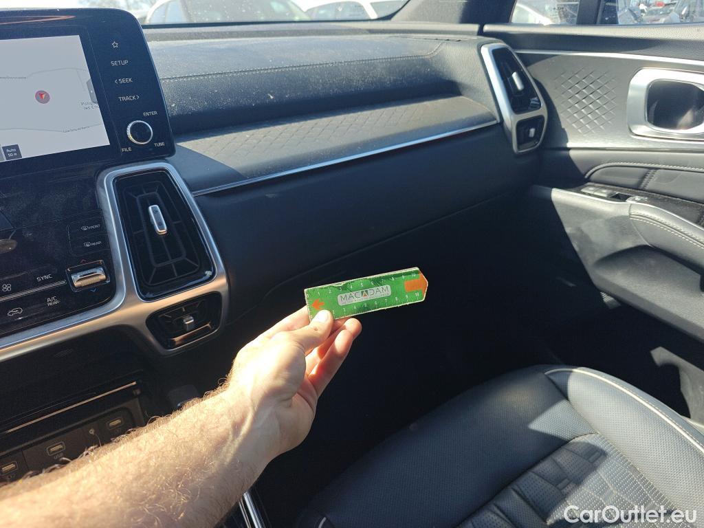  KIA  Sorento KIA  / 2020 / 5P / todoterreno 2.2 CRDi Emotion DCT 4x4 7pl (P.Luxury) #23