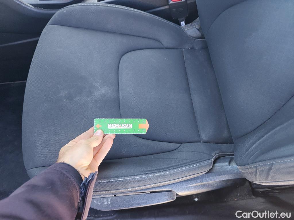  KIA  Sportage KIA  / 2022 / 5P / todoterreno 1.6 T-GDi 110kW (150CV) Concept 4x2 #28