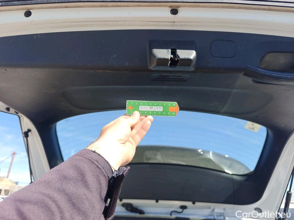  KIA  Sportage KIA  / 2022 / 5P / todoterreno 1.6 T-GDi 110kW (150CV) Concept 4x2 #46