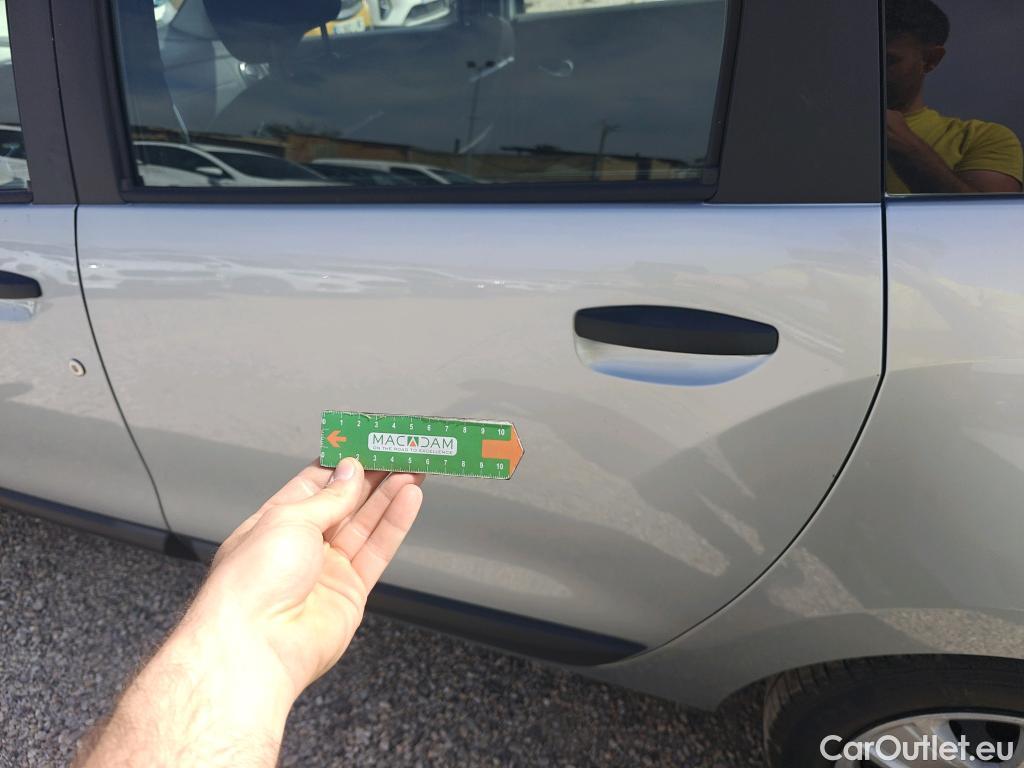  Dacia  Lodgy DACIA  / 2012 / 5P / monovolumen compacto Comfort Blue dCi 70kW (95CV) 5Pl - 18 #27