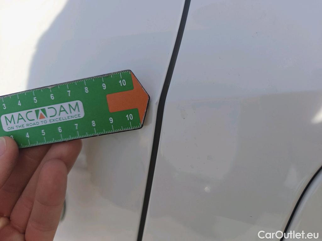  Opel  Mokka OPEL  / 2020 / 5P / 1.5 D Business Elegance #16