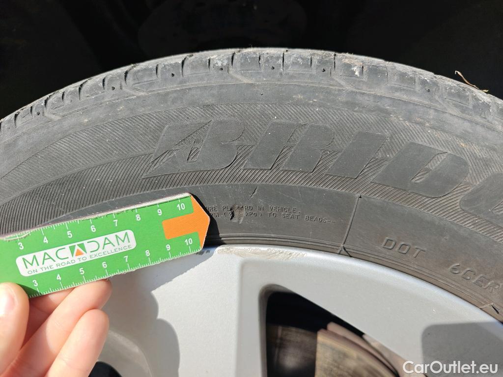  Nissan  Qashqai NISSAN  / 2017 / 5P / todoterreno dCi 85 kW (115 CV) E6D ACENTA #8