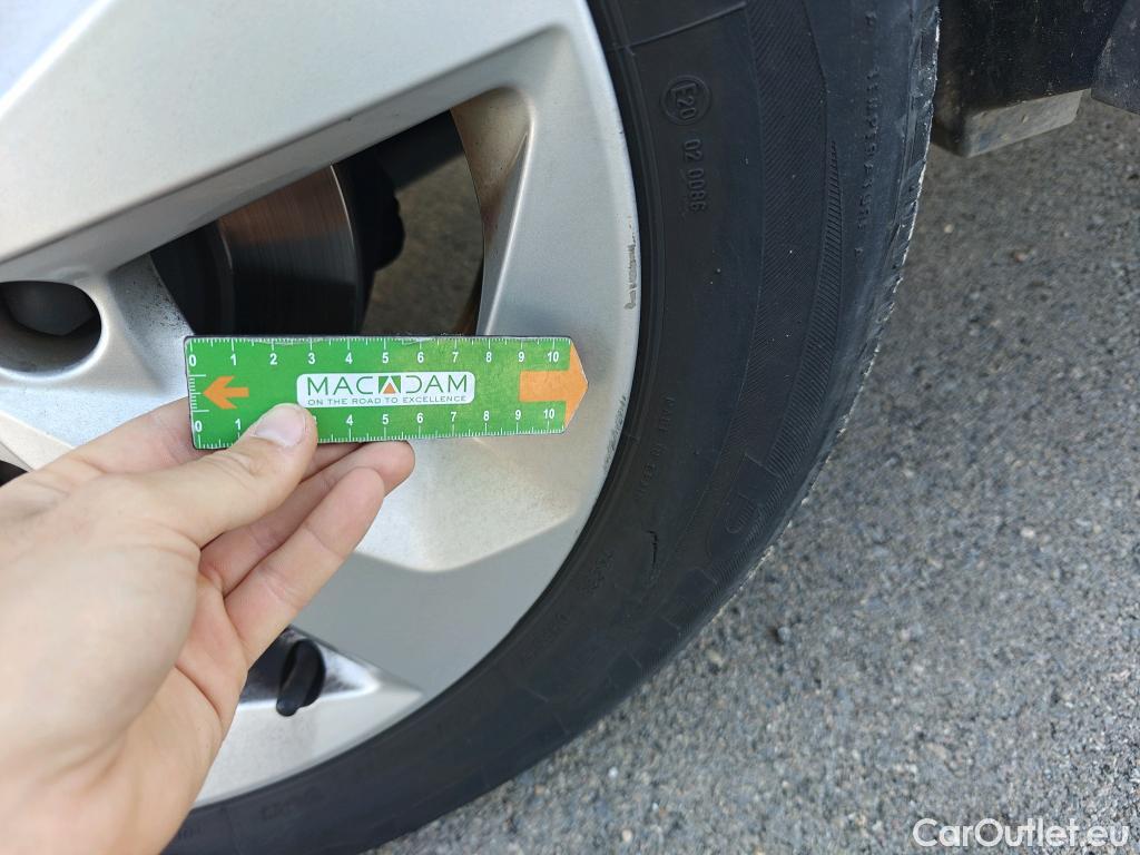  Nissan  Qashqai NISSAN  / 2017 / 5P / todoterreno dCi 85 kW (115 CV) E6D ACENTA #12