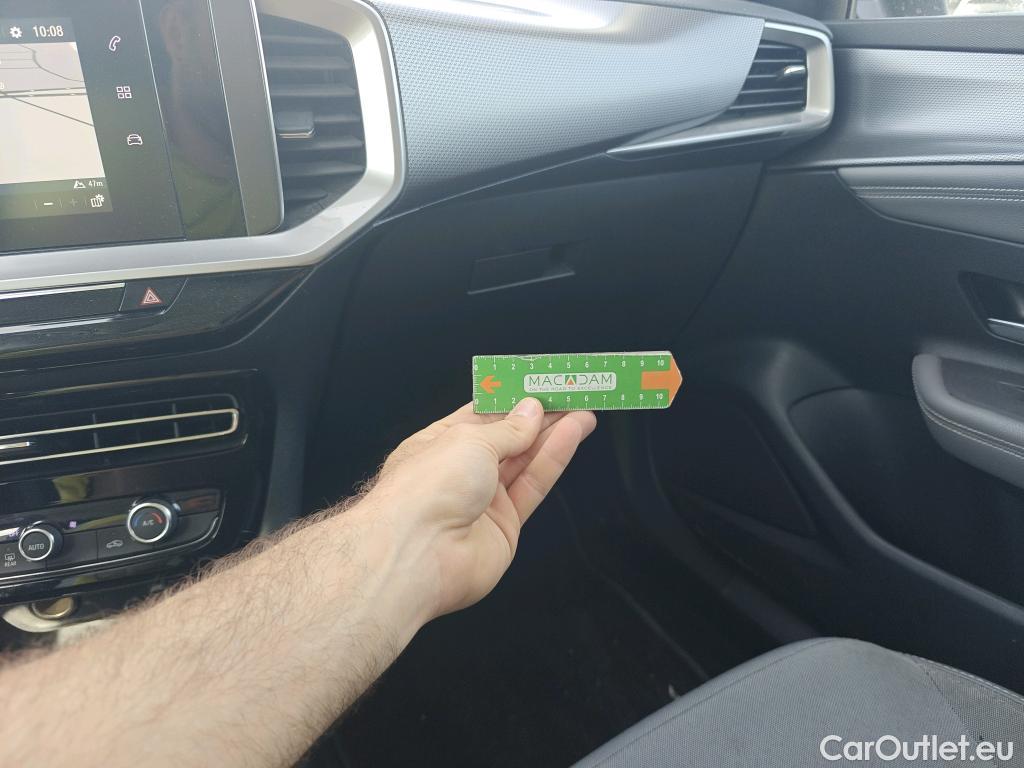  Opel  Mokka OPEL  / 2020 / 5P / 1.5 D Business Elegance #9