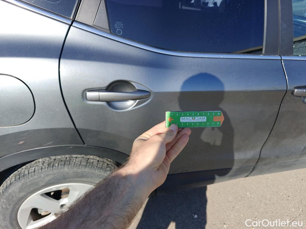  Nissan  Qashqai NISSAN  / 2017 / 5P / todoterreno dCi 85 kW (115 CV) E6D ACENTA #40