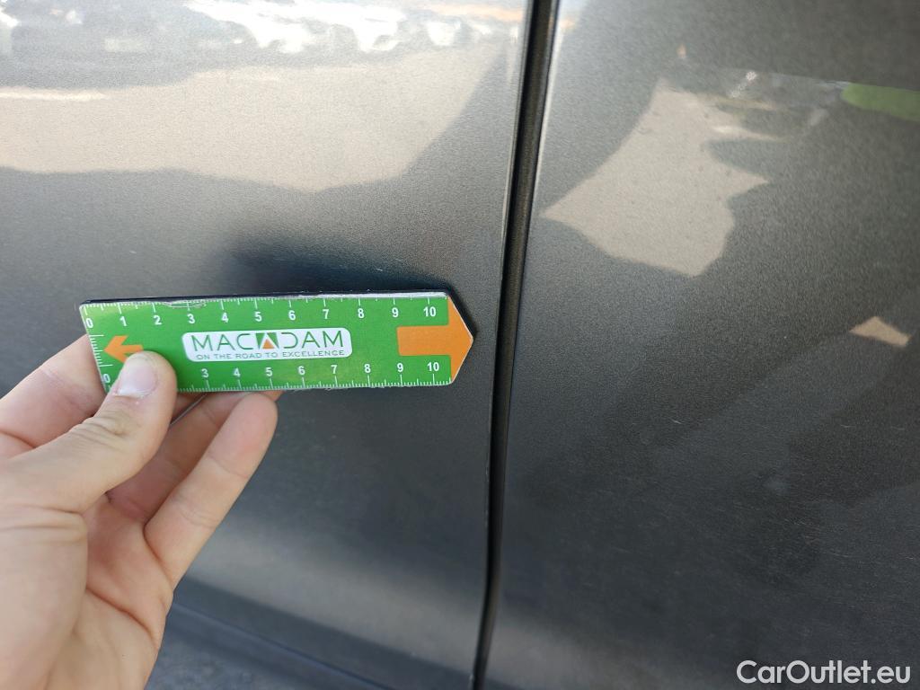  Nissan  Qashqai NISSAN  / 2017 / 5P / todoterreno dCi 85 kW (115 CV) E6D ACENTA #3