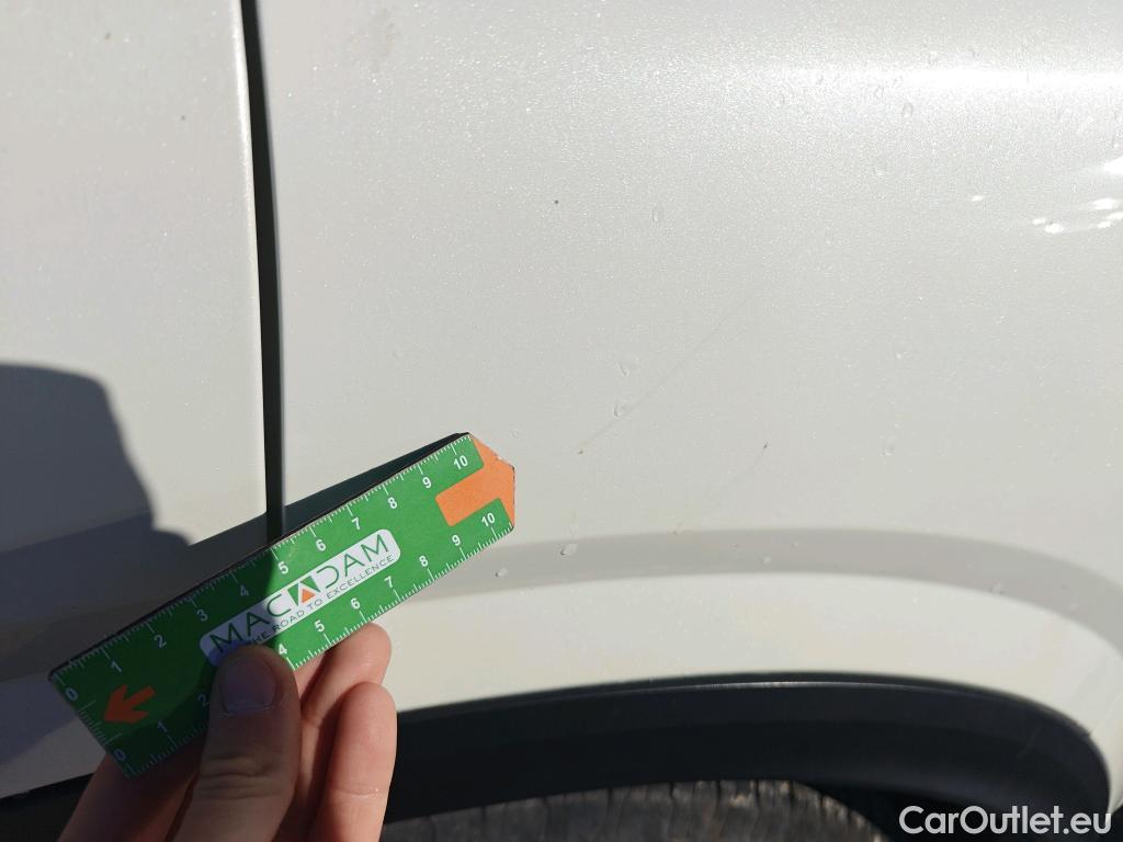  Nissan  Qashqai NISSAN  / 2021 / 5P / todoterreno DIG-T 116kW (158CV) mHEV Xtronic Acenta (AC2) #46