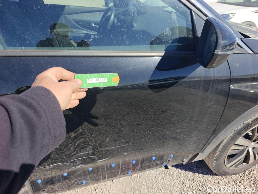  Peugeot  3008 PEUGEOT  / 2020 / 5P / todoterreno 1.5 BlueHDi 96kW S&S Allure Pack EAT8 #1