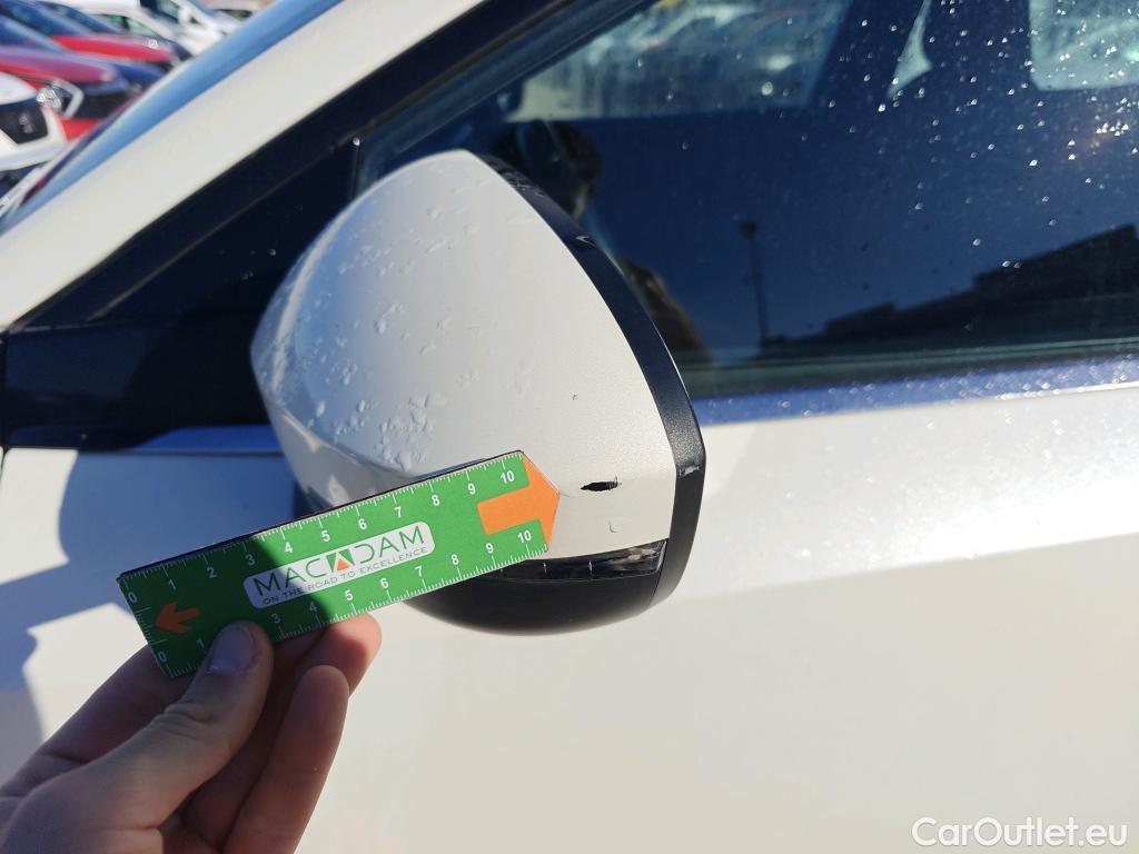  Nissan  Qashqai NISSAN  / 2021 / 5P / todoterreno DIG-T 116kW (158CV) mHEV Xtronic Acenta (AC2) #51