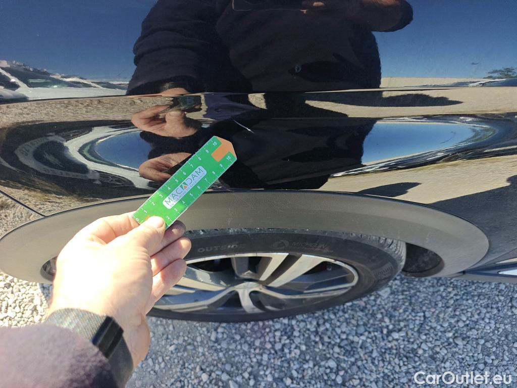  Peugeot  3008 PEUGEOT  / 2020 / 5P / todoterreno 1.5 BlueHDi 96kW S&S Allure Pack EAT8 #22