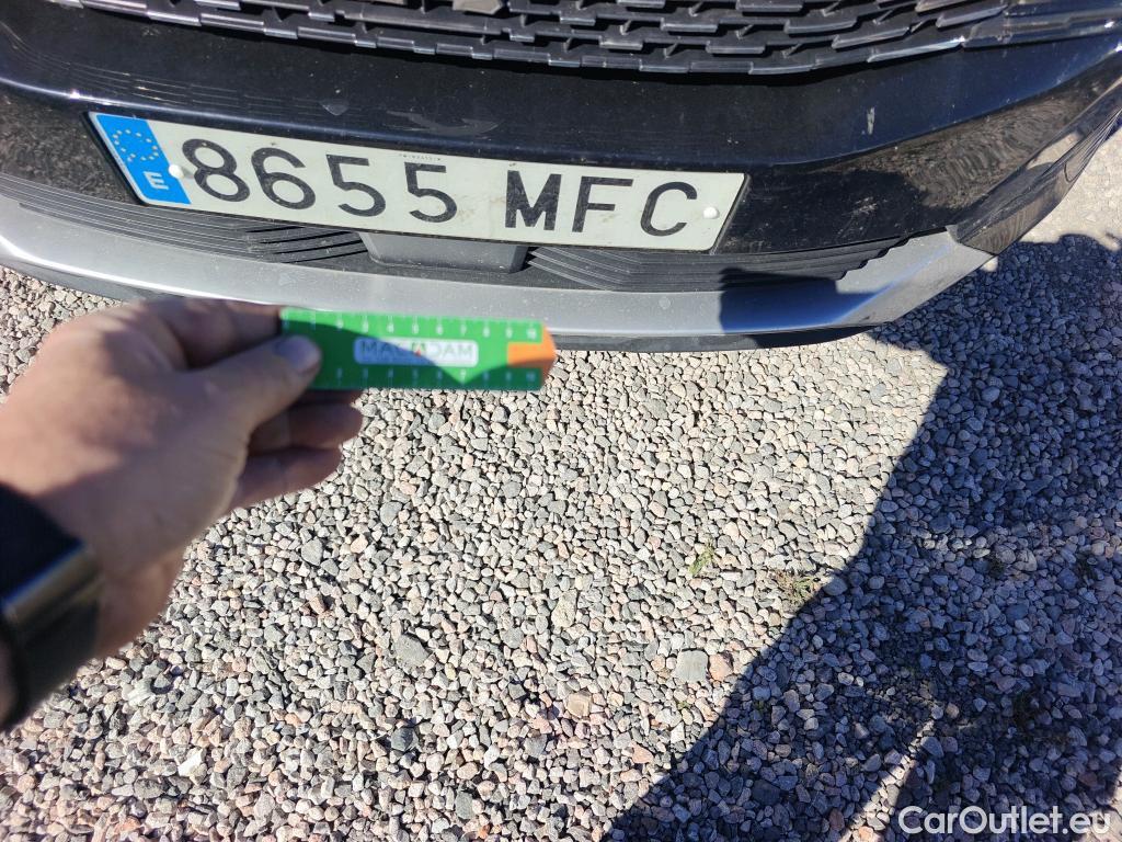  Peugeot  3008 PEUGEOT  / 2020 / 5P / todoterreno 1.5 BlueHDi 96kW S&S Allure Pack EAT8 #37