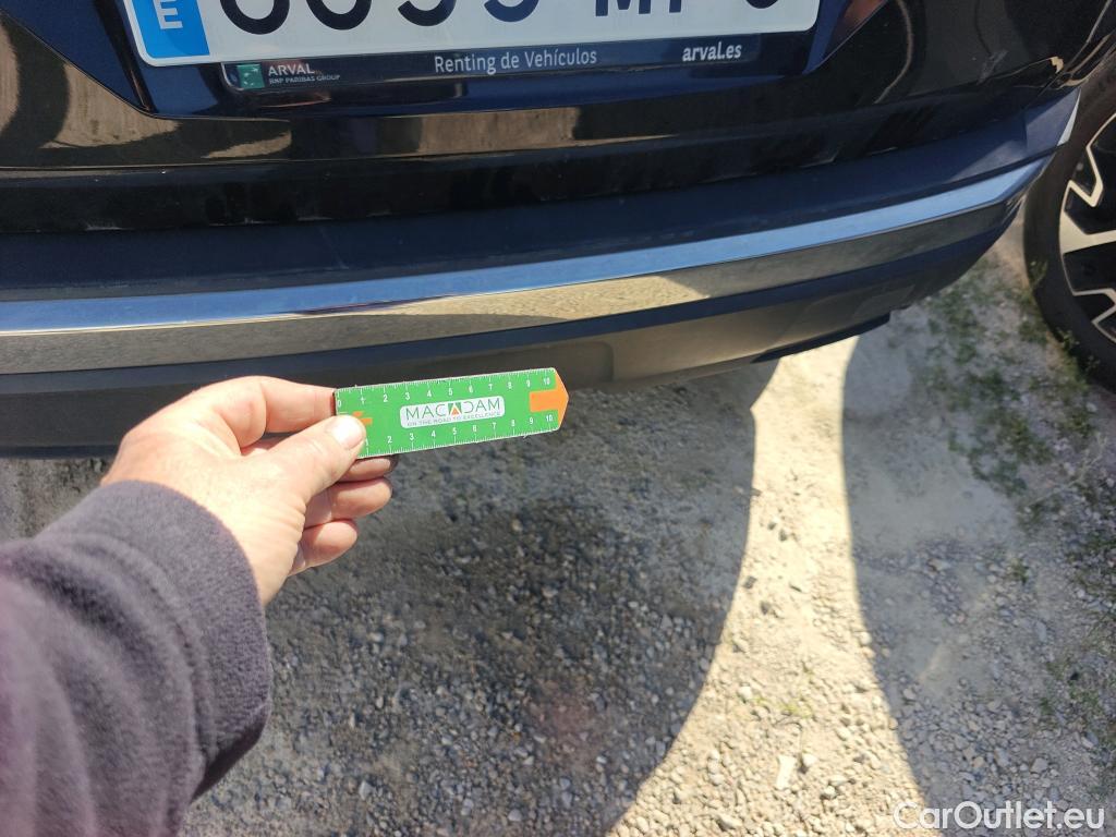  Peugeot  3008 PEUGEOT  / 2020 / 5P / todoterreno 1.5 BlueHDi 96kW S&S Allure Pack EAT8 #13