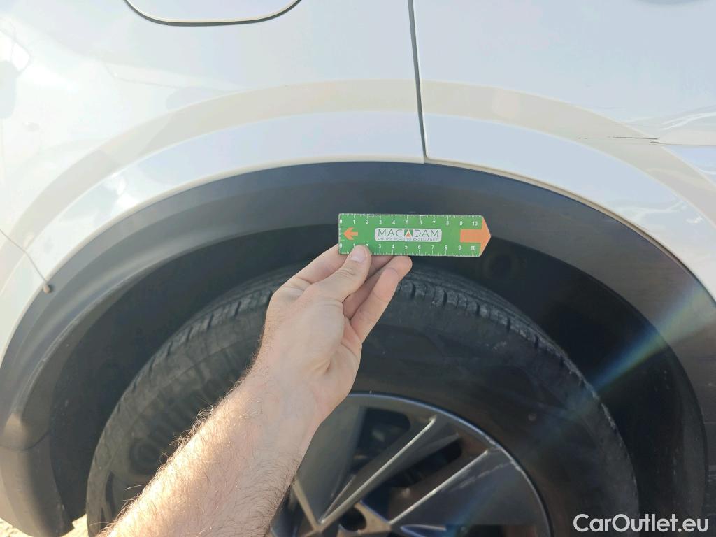  Nissan  Qashqai NISSAN  / 2021 / 5P / todoterreno DIG-T 116kW (158CV) mHEV Xtronic Acenta (AC2) #31