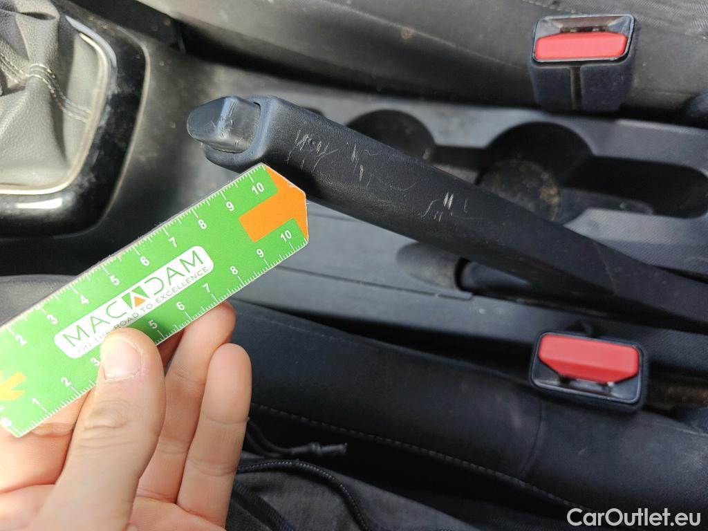  Opel  Corsa OPEL  / 2019 / 5P / berlina con portón 1.2T XHL 74kW (100CV) Edition #50