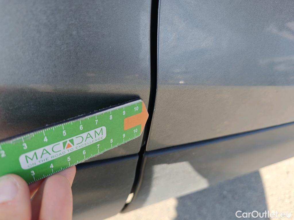  Nissan  Qashqai NISSAN  / 2017 / 5P / todoterreno dCi 85 kW (115 CV) E6D ACENTA #43