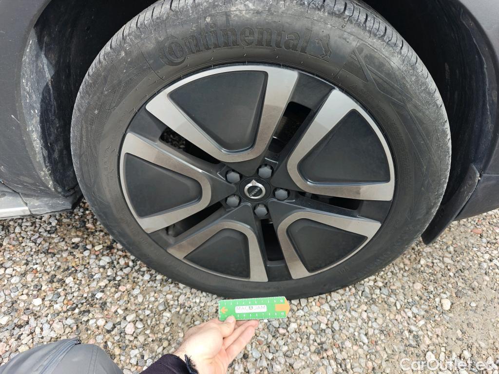  Volvo  XC 40 VOLVO XC40 / 2017 / 5P / todoterreno 1.5 T3 Momentum Pro #13