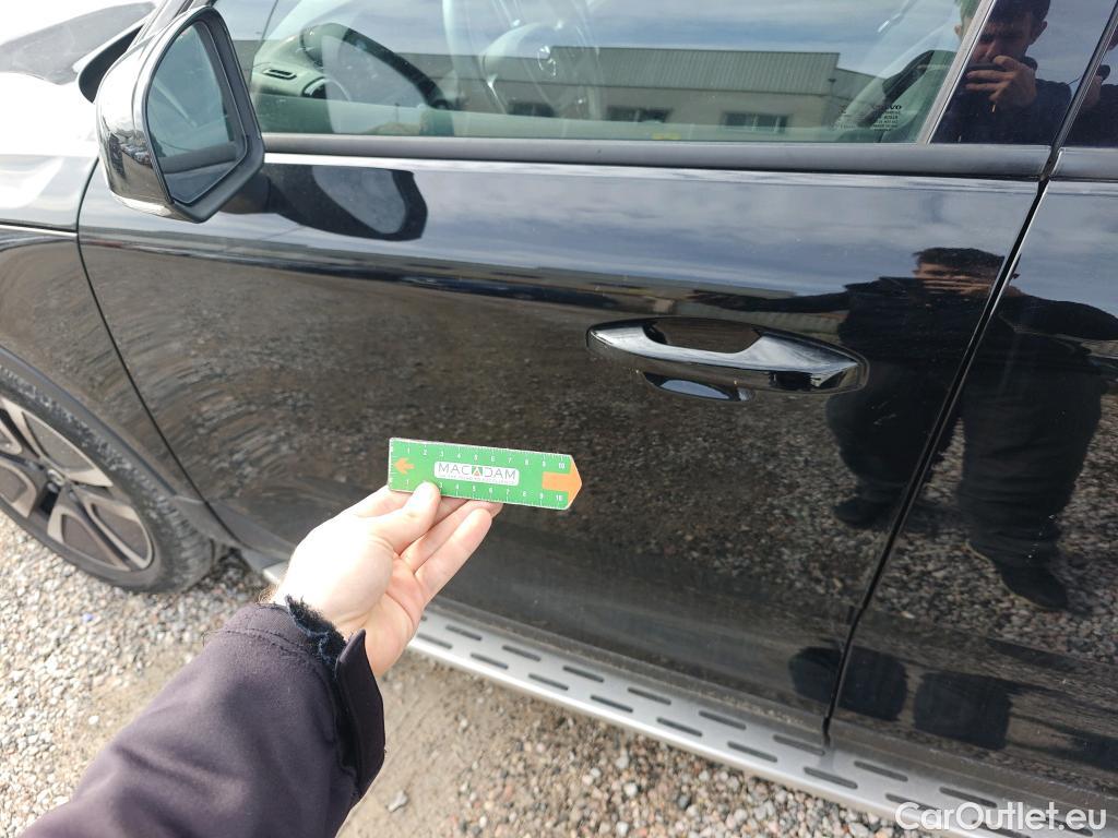  Volvo  XC 40 VOLVO XC40 / 2017 / 5P / todoterreno 1.5 T3 Momentum Pro #60