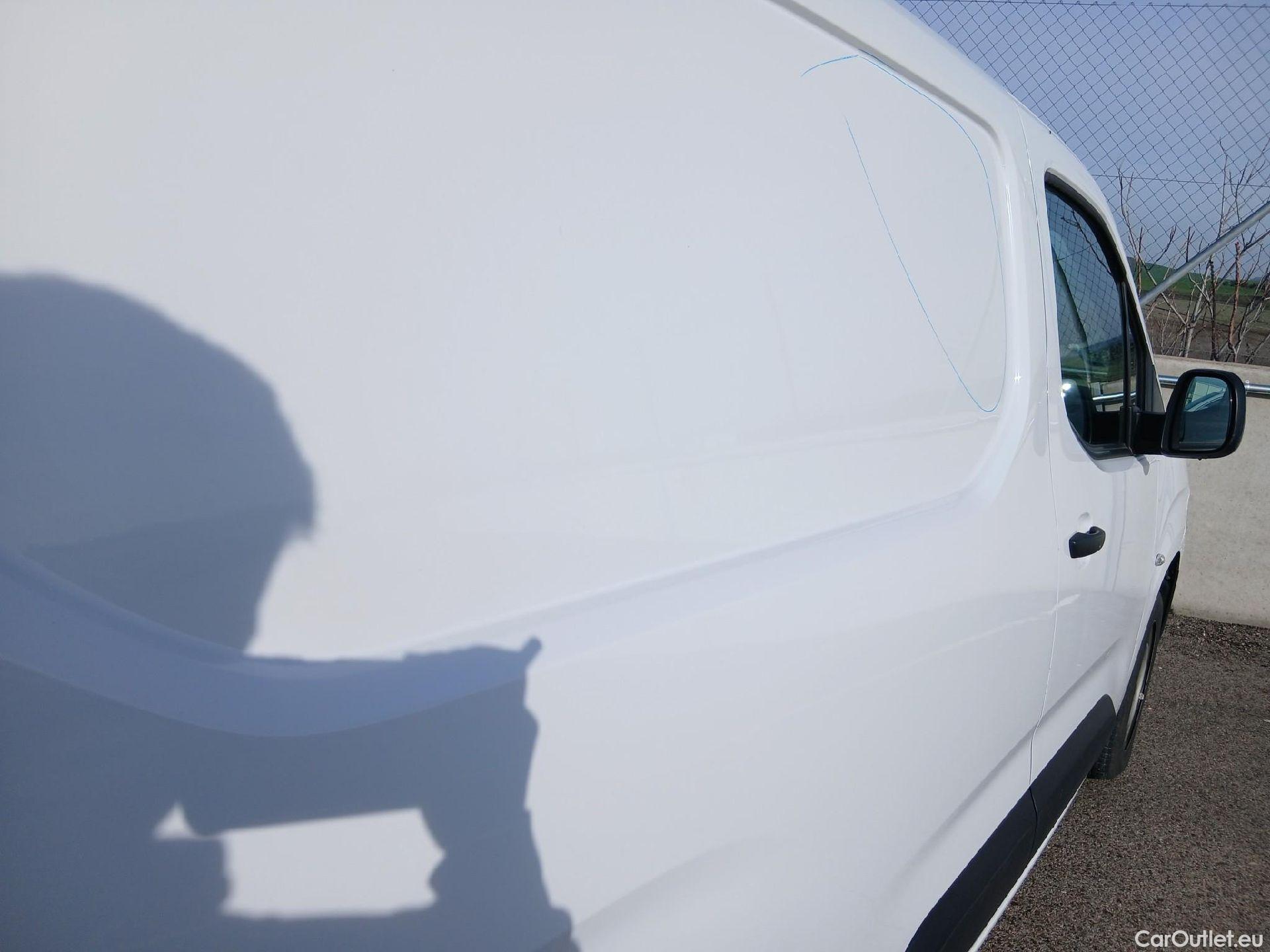  Citroen  Berlingo CITROEN  / 2018 / 4P / furgón derivado de turismo Talla M BlueHDi 100 #25