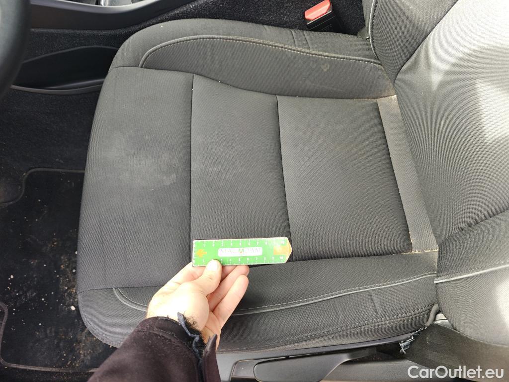  Volvo  XC 40 VOLVO XC40 / 2017 / 5P / todoterreno 1.5 T3 Momentum Pro #24