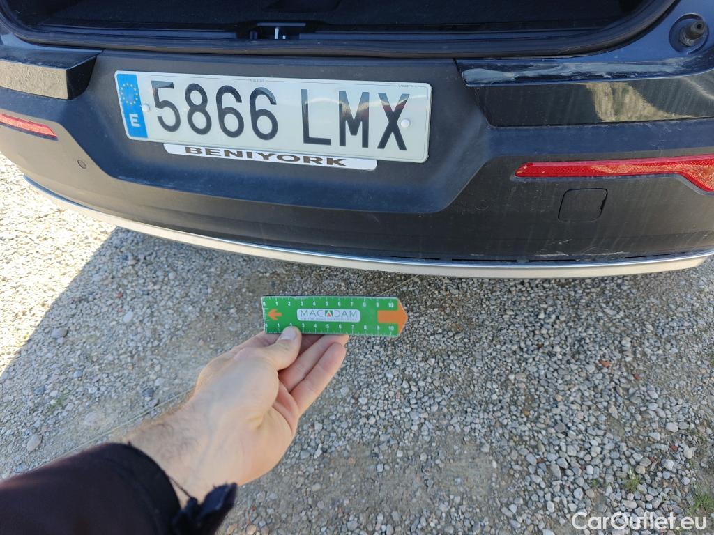  Volvo  XC 40 VOLVO XC40 / 2017 / 5P / todoterreno 1.5 T3 Momentum Pro Auto #26