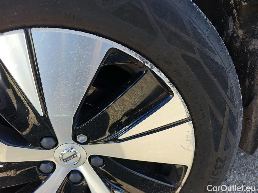  Volvo  XC 40 VOLVO XC40 / 2017 / 5P / todoterreno 1.5 T3 Momentum Pro Auto #8