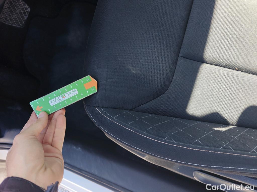  Skoda  KAMIQ SKODA  1.0 TSI 81kW (110CV) DSG Ambition #17