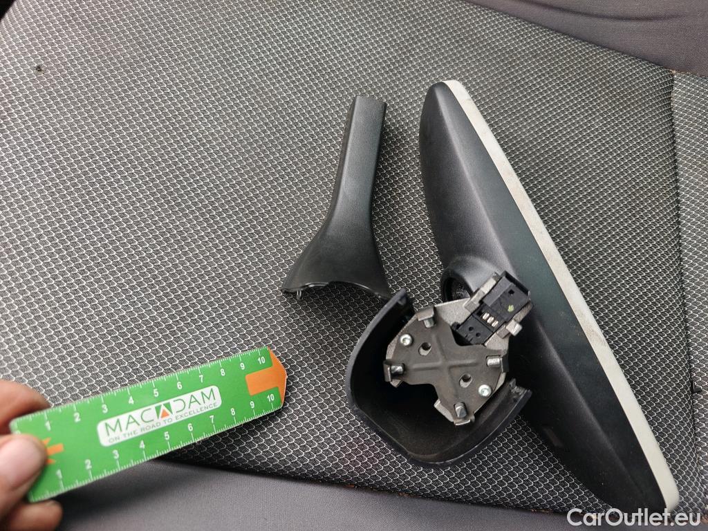  Seat  Arona SEAT  / 2017 / 5P / todoterreno 1.0 TSI 70kW (95CV) Style Edition Eco (CX) #32