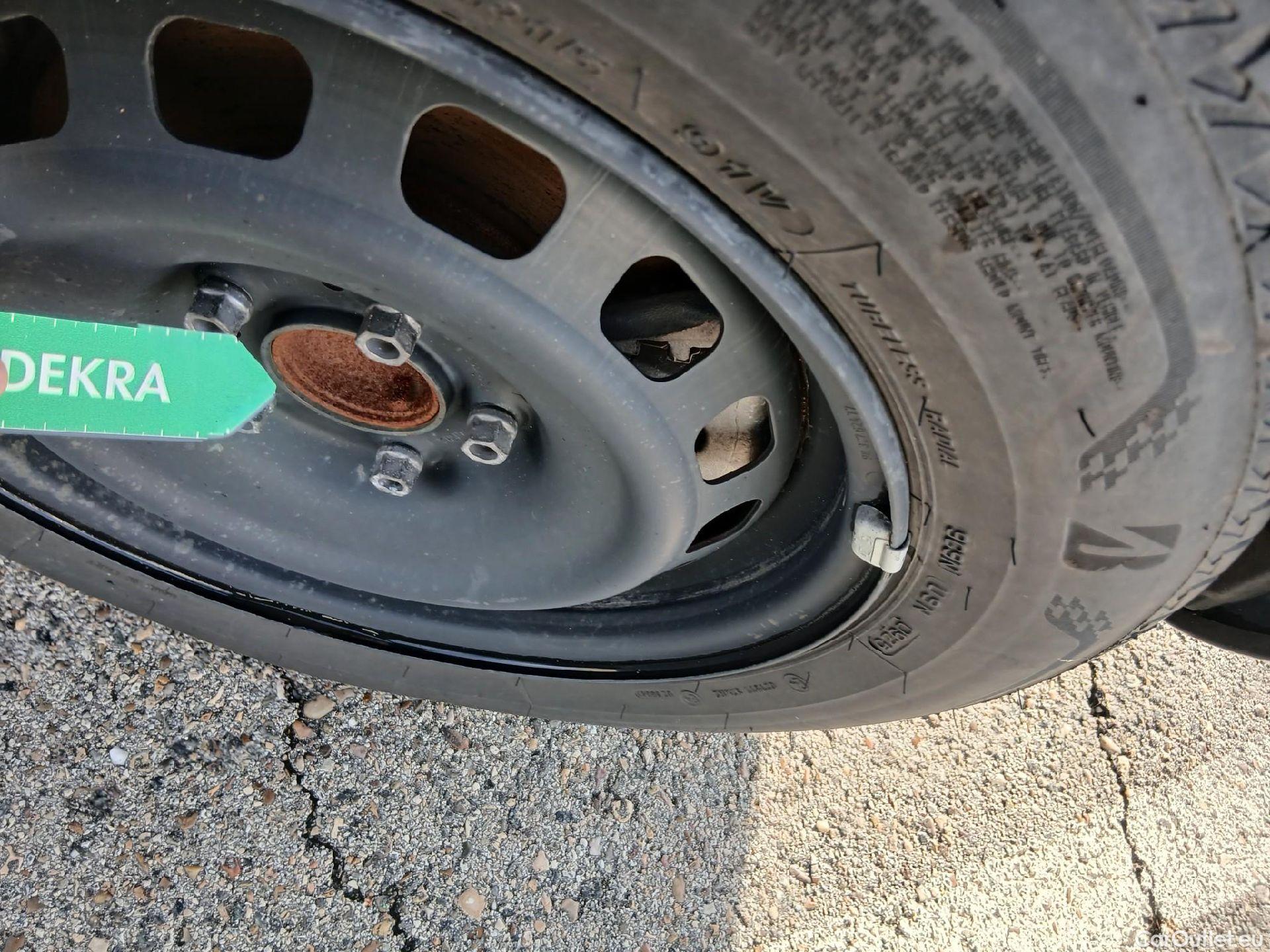  Citroen  Berlingo CITROEN  / 2018 / 4P / furgón derivado de turismo Talla M BlueHDi 100 #2