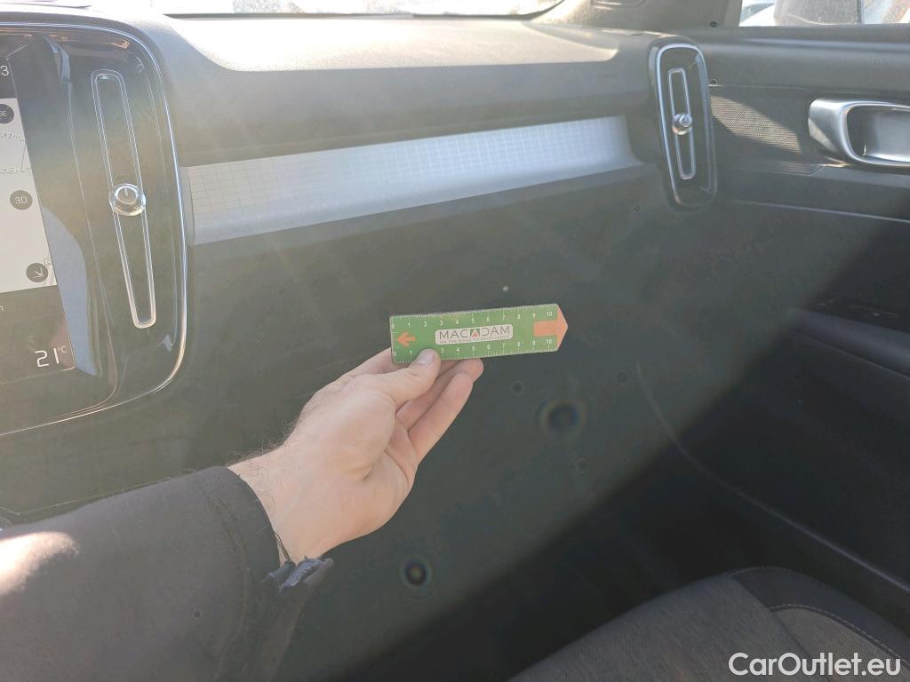  Volvo  XC 40 VOLVO XC40 / 2017 / 5P / todoterreno 1.5 T3 Momentum Pro Auto #14