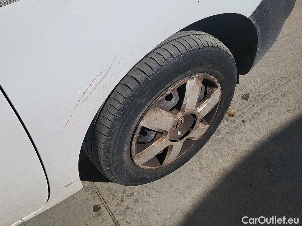  Nissan  NV200 NISSAN NV250 / 2019 / 4P / furgón 2pl 1.5dCi 70 kW (95CV) L2H1 ÓPTIMA #51