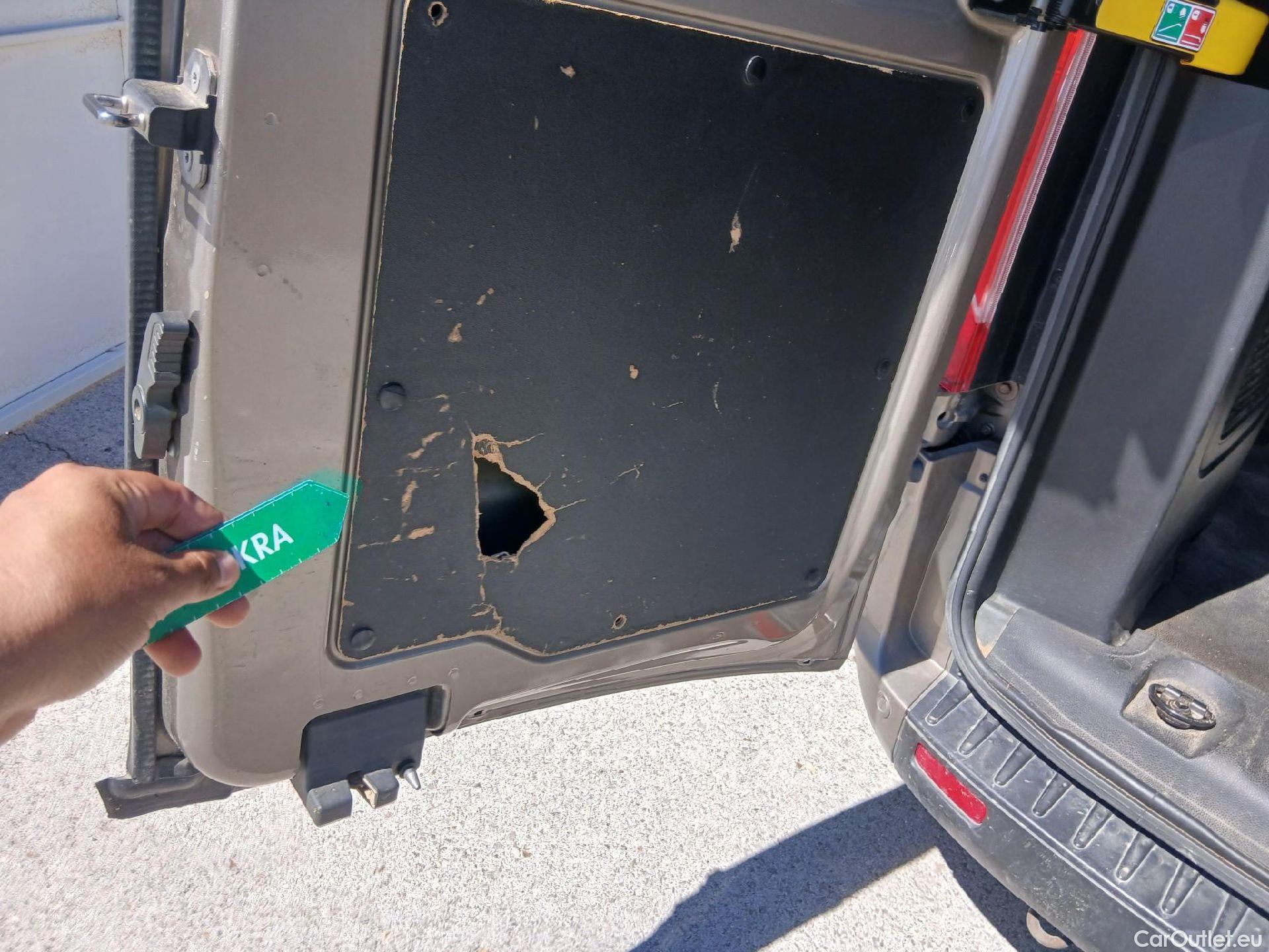  Ford  Transit FORD  Custom / 2012 / 4P / combi Kombi 2.0 TDCI 96kW 320 L2 Trend #3