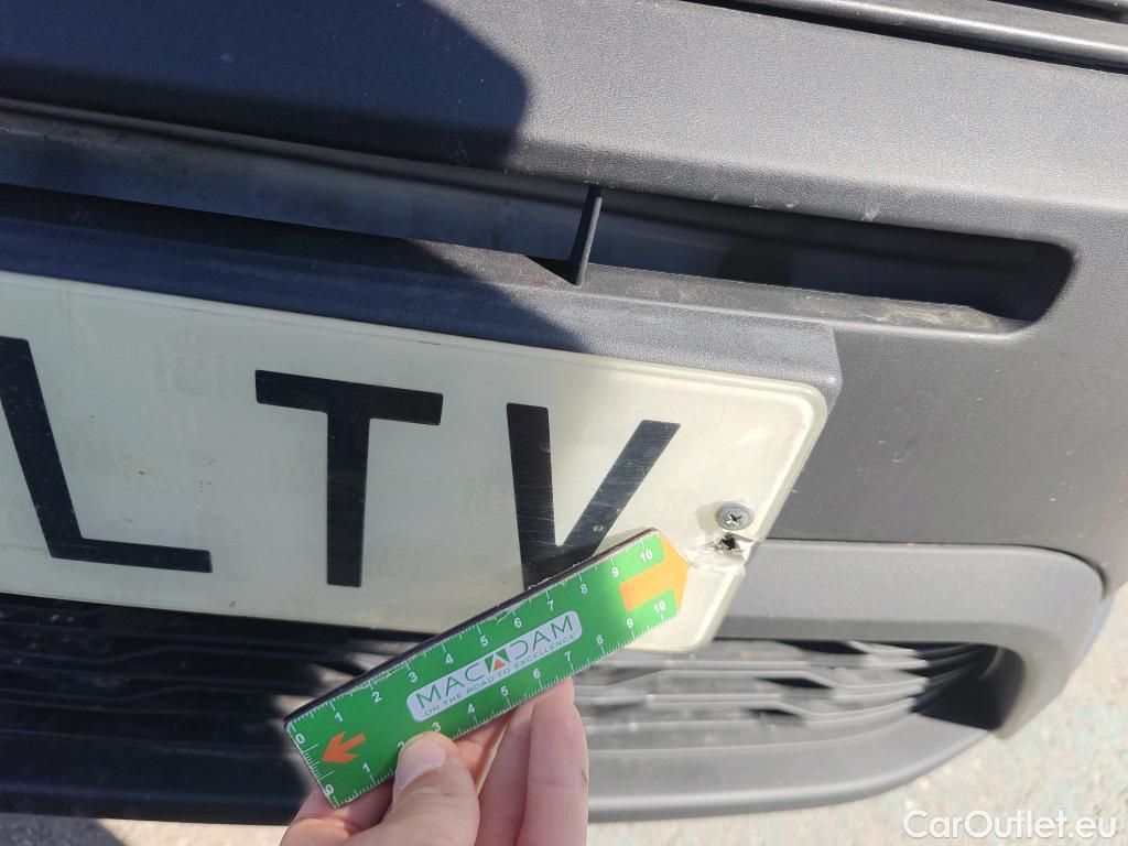  Fiat  Doblo FIAT Doblò Cargo/2015/4P/furgón derivado de turismo Cargo SX 1.3 Mjet 70 kW (95 CV) #82