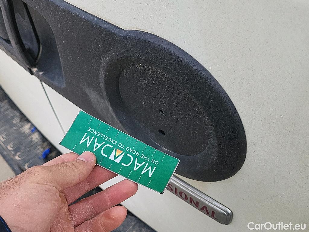  Fiat  Doblo FIAT Doblò Cargo/2015/4P/furgón derivado de turismo Cargo SX 1.6 Mjet 66kW (90CV) (AC) #23