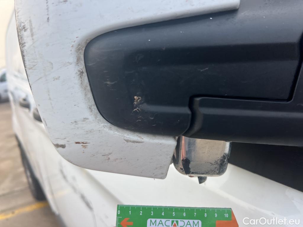  Ford  Transit  Custom Furgón 320 L1 Trend 2.0 TDCi 105CV MT6 E6 #50