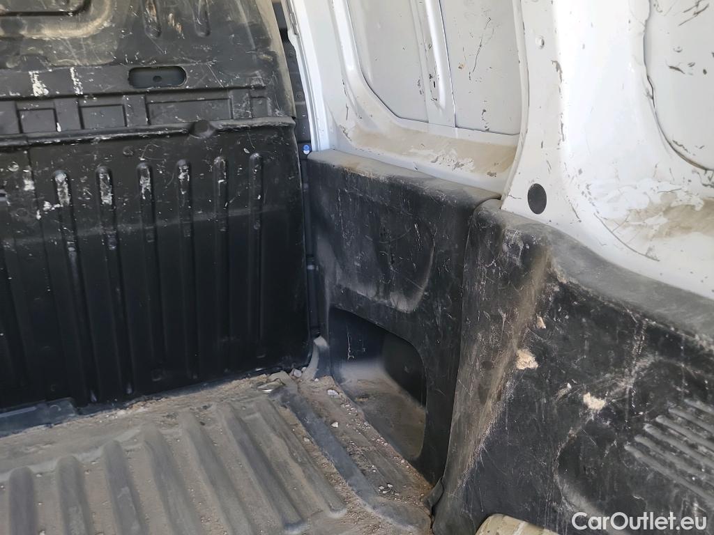  Citroen  Berlingo CITROEN  / 2018 / 3P / furgón derivado de turismo Talla M BlueHDi 100 CONTROL #23