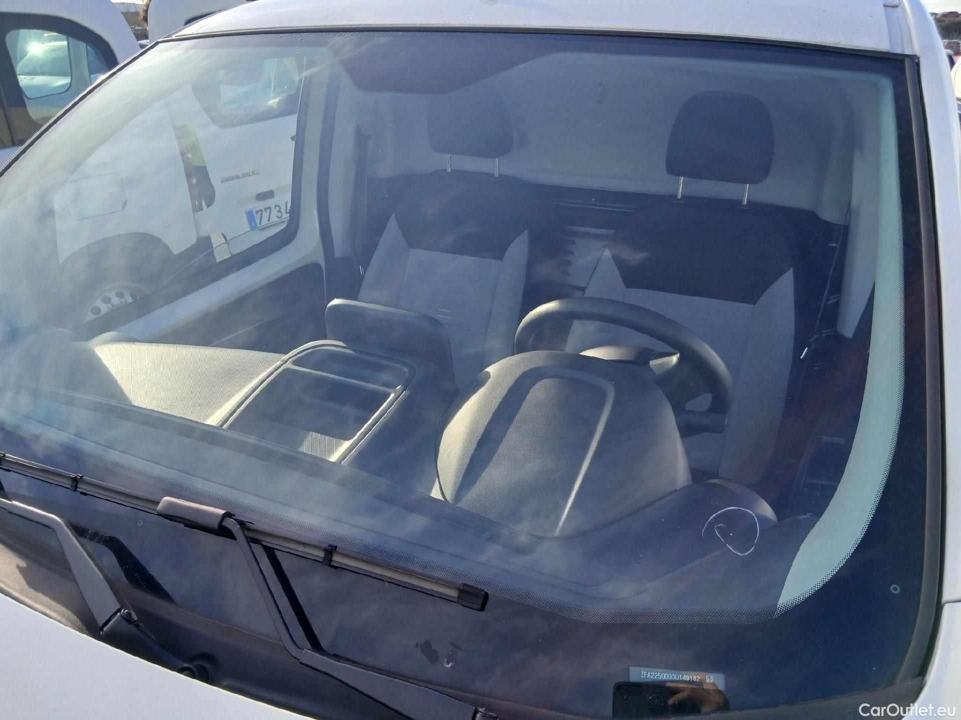  Fiat  Qubo FIAT Fiorino / 2016 / 4P / furgón derivado de turismo Cargo SX N1 1.3 MJet 70 kW (95 CV) #3