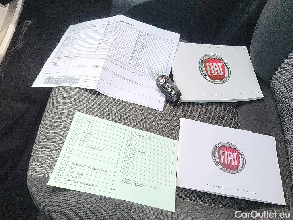  Fiat  Doblo FIAT Doblò Cargo/2015/4P/furgón derivado de turismo Cargo SX 1.6 Mjet 66kW (90CV) (AC) #3