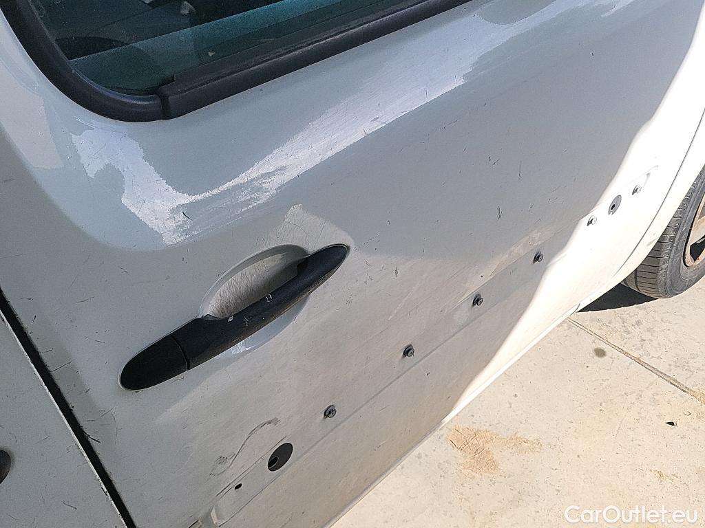  Nissan  NV200 NISSAN NV250 / 2019 / 4P / furgón 2pl 1.5dCi 70 kW (95CV) L2H1 ÓPTIMA #33