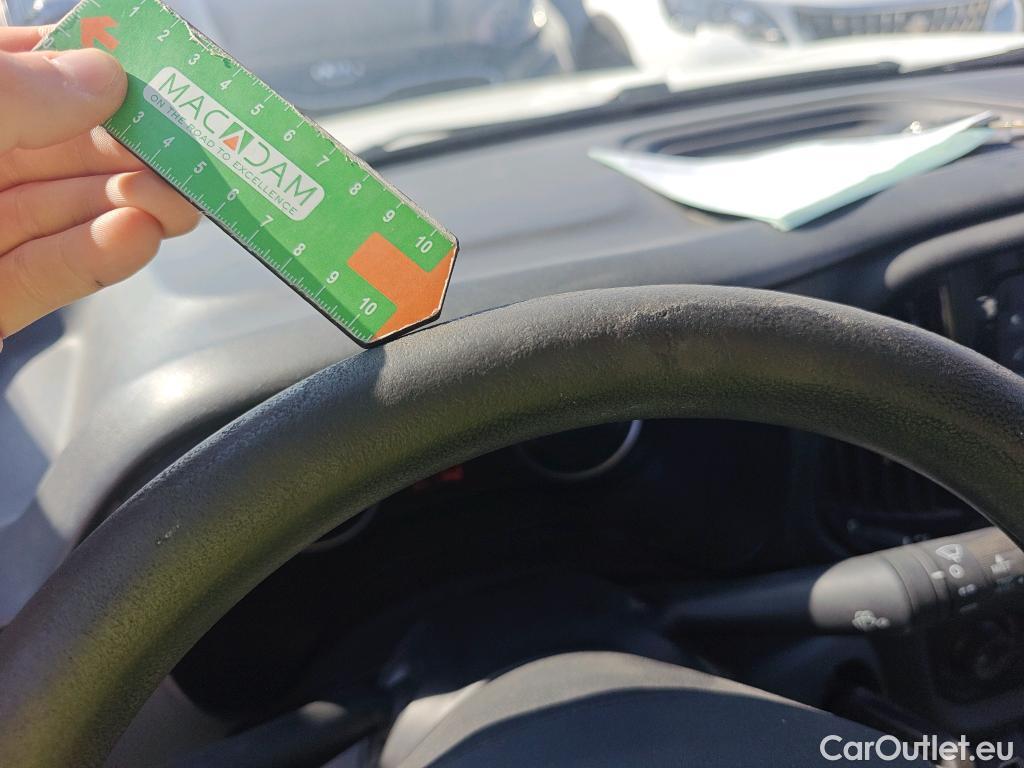  Fiat  Doblo FIAT Doblò Cargo/2015/4P/furgón derivado de turismo Cargo SX 1.3 Mjet 70 kW (95 CV) #66