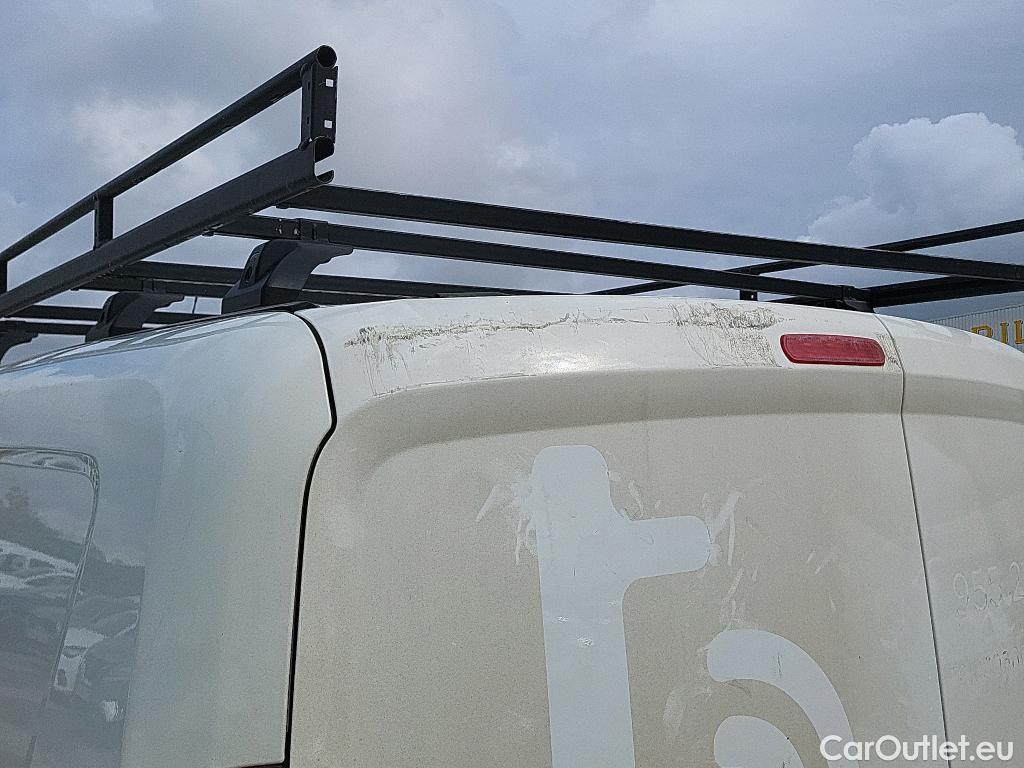  Fiat  Doblo FIAT Doblò Cargo/2015/4P/furgón derivado de turismo Cargo SX 1.6 Mjet 66kW (90CV) (AC) #9