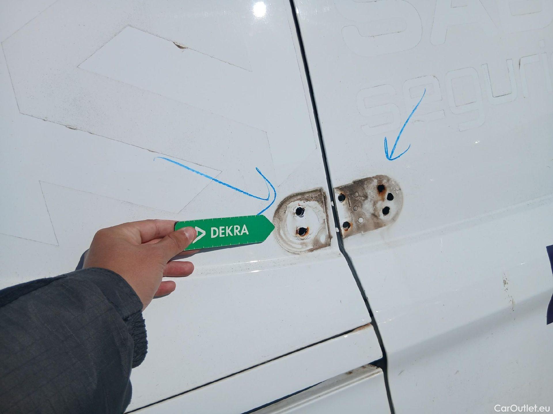  Ford  Transit FORD  Courier/2014/4P/furgón der.turis Van 1.5 TDCi 56kW Trend #29