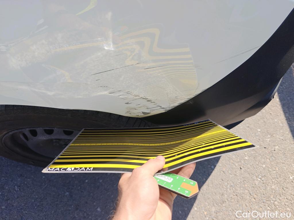  Fiat  Doblo FIAT Doblò Cargo/2015/4P/furgón derivado de turismo Cargo SX 1.3 Mjet 70 kW (95 CV) #29